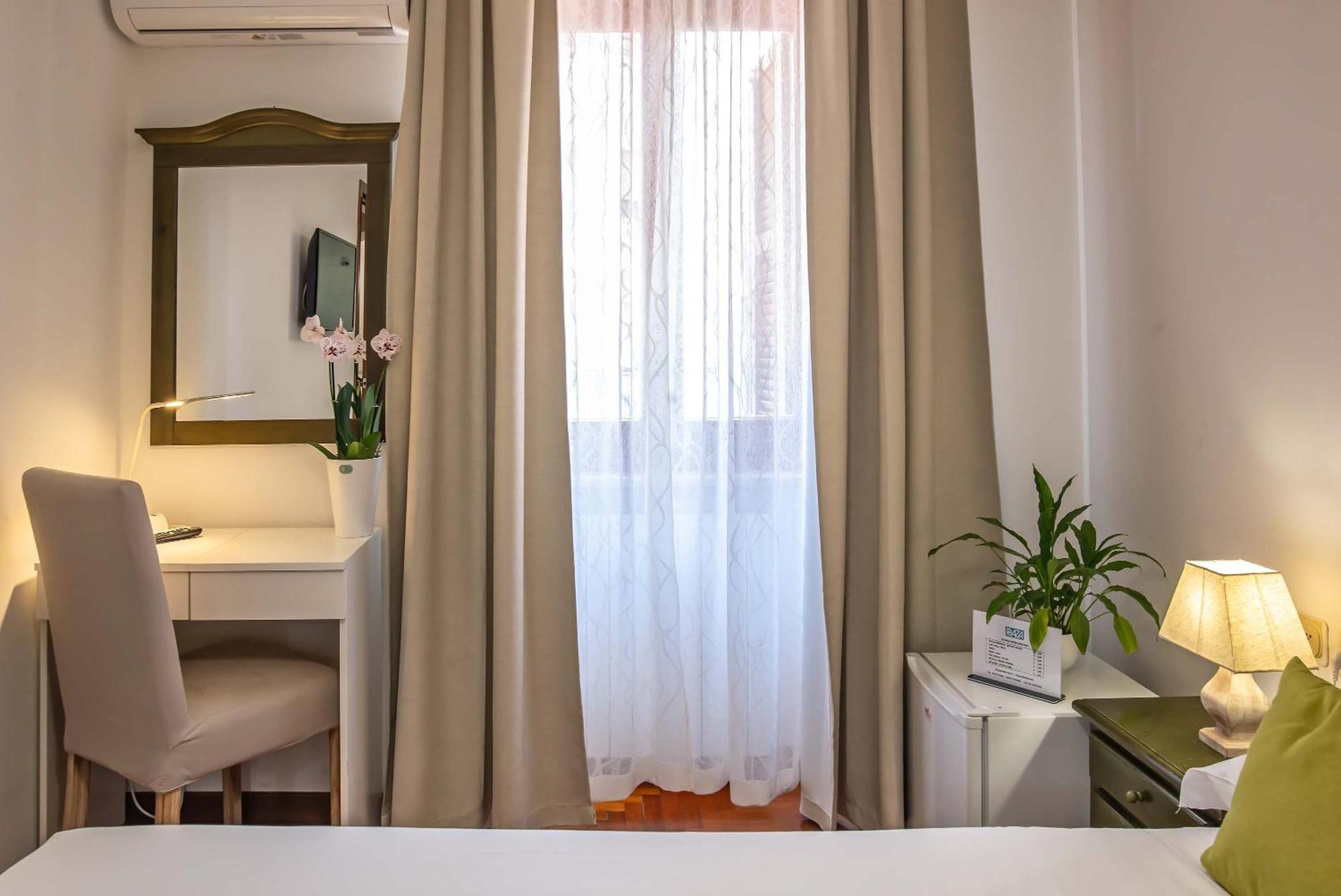 Plaza Rooms Ciampino Exterior foto