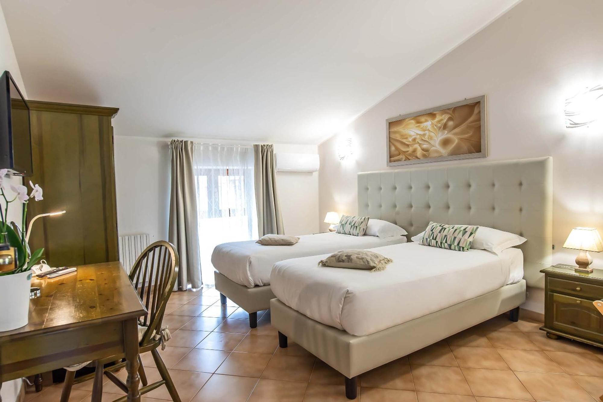 Plaza Rooms Ciampino Exterior foto