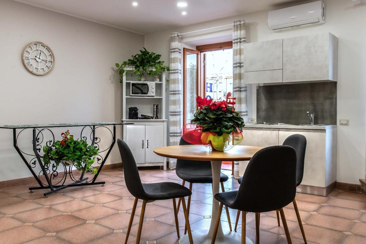 Plaza Rooms Ciampino Exterior foto